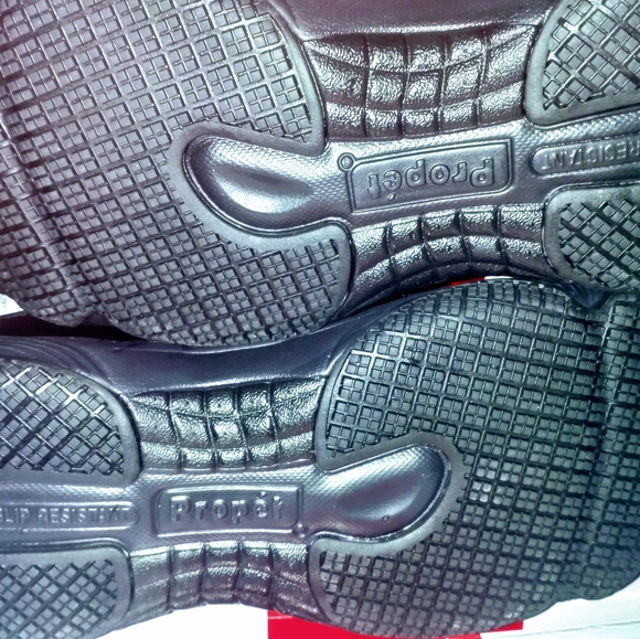 NWT PROPET WASH N WEAR SLIP ON SHOE M SZ 10 BLACK - Picture 4 of 8